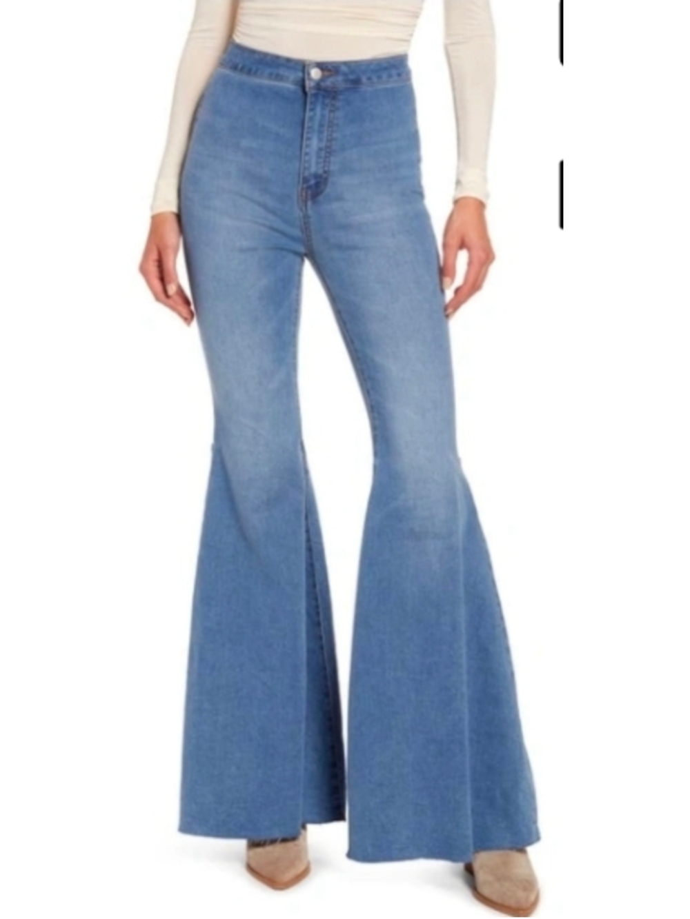 NWT We The Free Just Float On Flare Bell Bottom Jeans in Love Letters Size 30